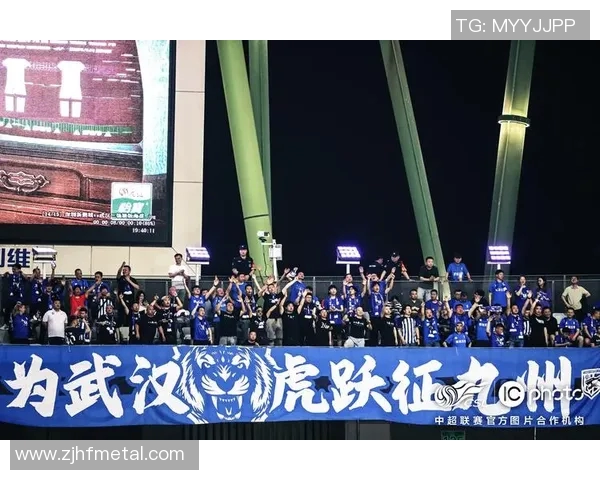 赛后分析：深圳足球队与武汉足球队的表现与状态对比解析