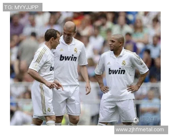 足球明星亨得利的辉煌职业生涯与个人成就全解析