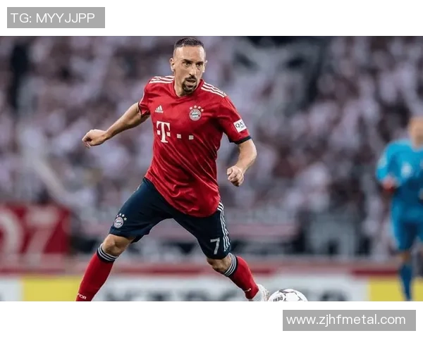 足球明星历年排名揭秘：谁是足坛真正的王者与传奇球员