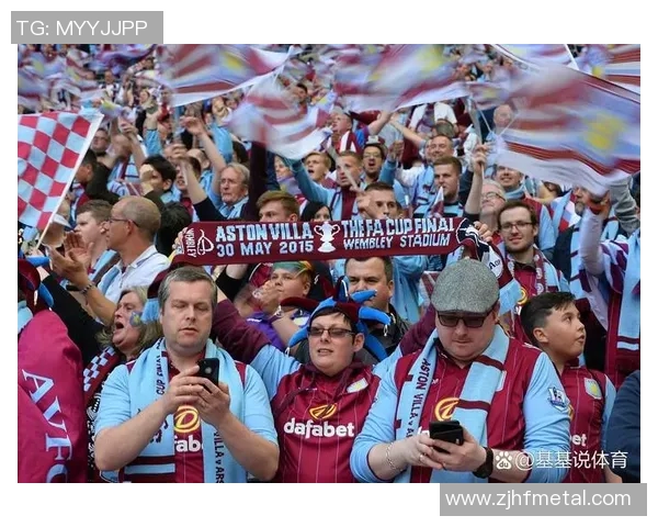 足球明星双手点赞展现运动精神与团队合作的完美结合