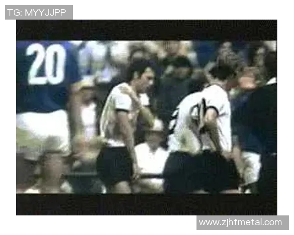 足球明星坐板凳时的精彩瞬间与幕后故事视频合集