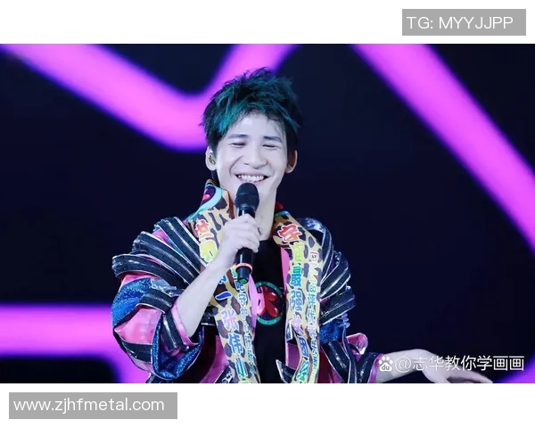 足球明星大张伟的传奇人生与赛场背后的故事揭秘