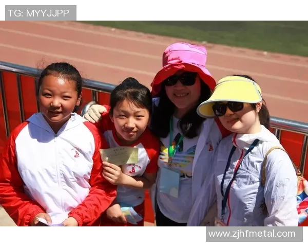 足球明星女儿小苹果的成长故事与梦想追逐之旅 足球明星女儿小苹果的成长故事与梦想追逐之旅