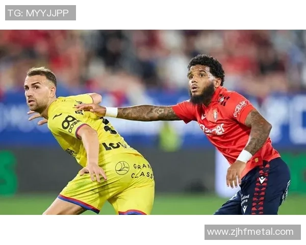 足球明星巧妙挑传助攻展现团队配合与个人魅力的完美结合