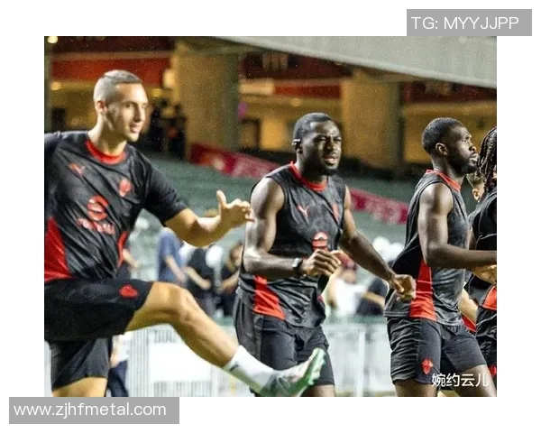 足球明星热身服穿搭技巧与时尚风格解析让你成为场上焦点