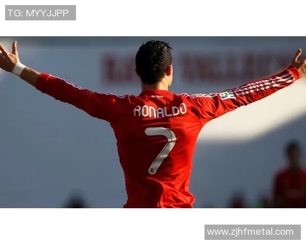 足球明星精彩瞬间集锦全景展示尽显球场魅力与风采